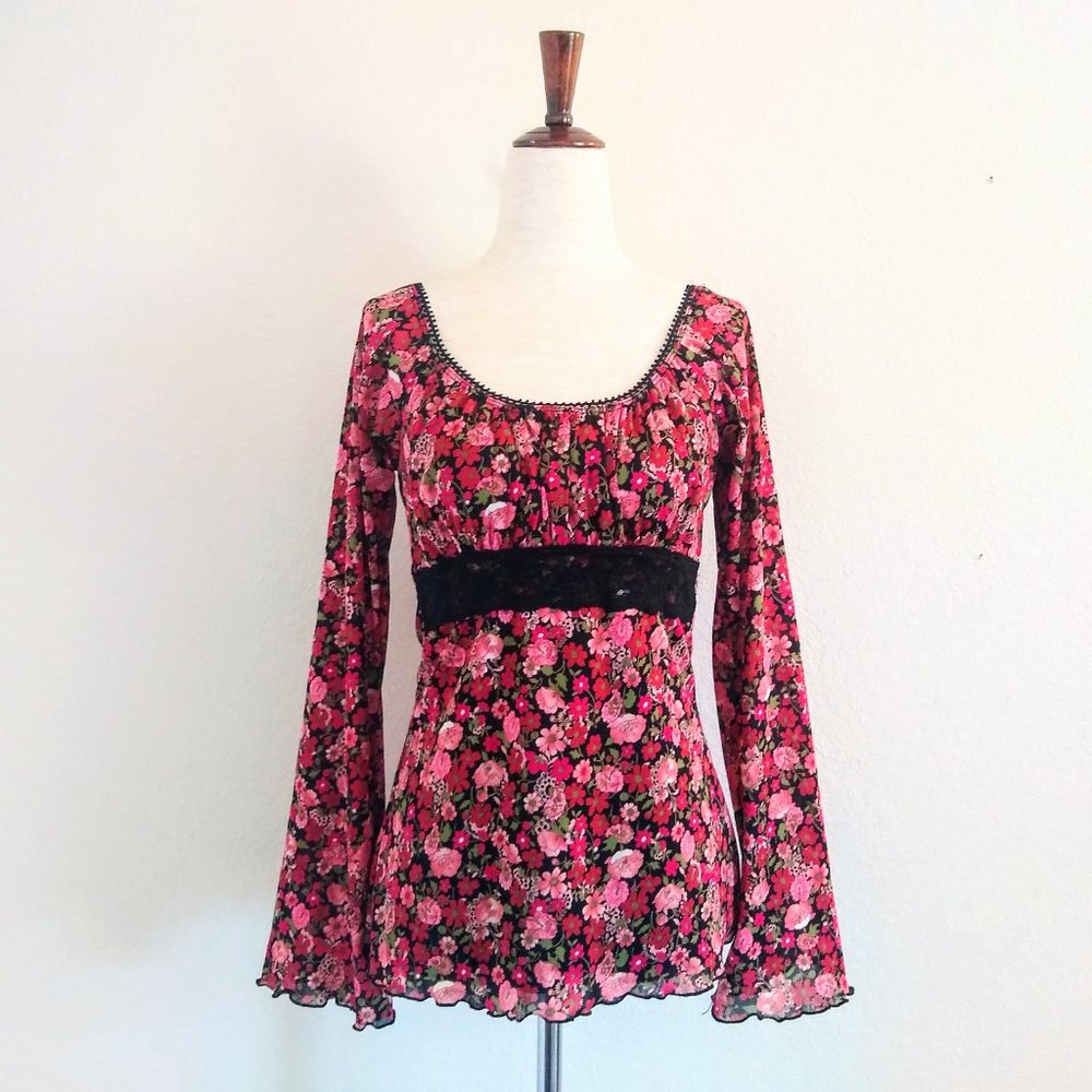 90s Y2K Vintage Self Esteem Pink Floral Bell Sleeve Empire Waist Top